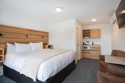 Lomond Lodge Motel & Apartments - image 18