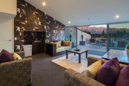 Shotover Penthouse & Spa by Staysouth - image 11