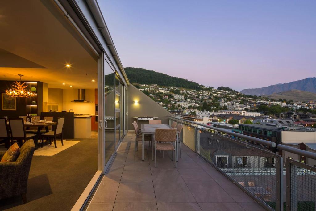 Shotover Penthouse & Spa by Staysouth - image 4