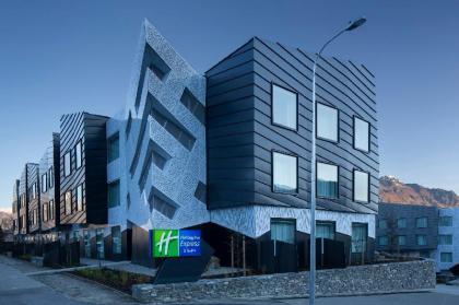 Holiday Inn Express And Suites Queenstown - image 8
