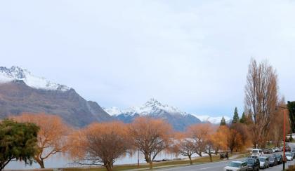 Lakeside Motel - image 13
