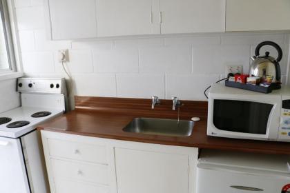 Lakeside Motel - image 17