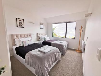 Queenstown Lakeview Holiday Home-5mins to town - image 24