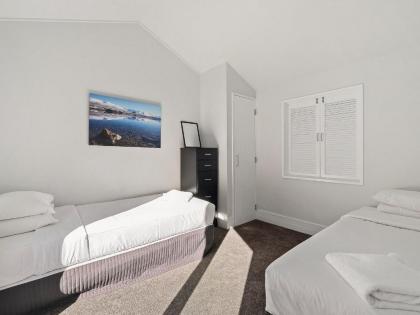 The Eagles Nest - image 20