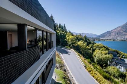 The Bunker House A - image 14