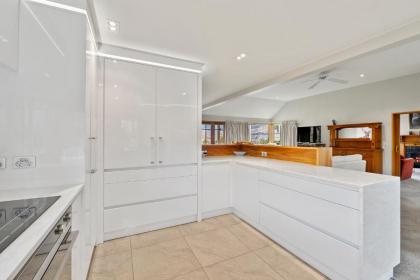 Lakeside Indulgence on Wilmot - image 11