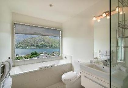 Highview Retreat - Huge holiday home in Queenstown - image 15