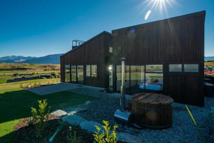A Remarkable Stay - Jack's Point Holiday Home - image 24