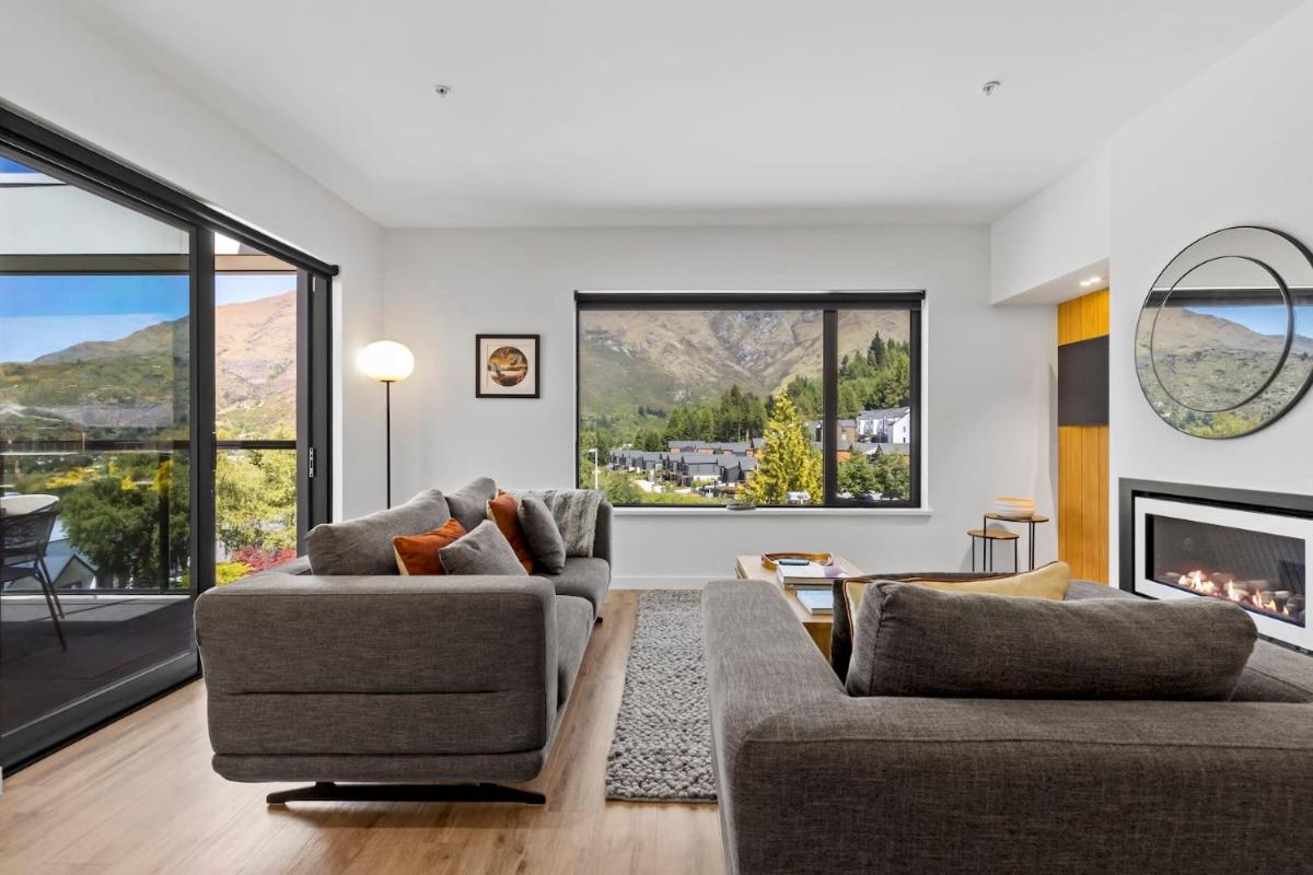 Riverview Penthouse - Apartment 19 - image 2