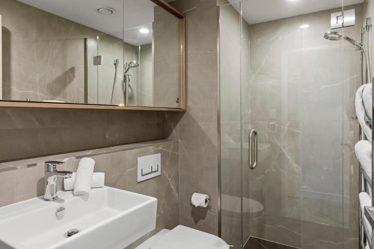 Riverview Penthouse - Apartment 19 - image 7