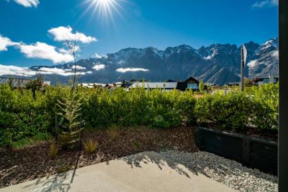 Jacks Point Family Retreat - Jacks Point Holiday Home - image 25