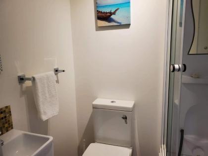 Central Lakeview 4Bedrooms Apartment -镇上湖景4房套房 - image 25