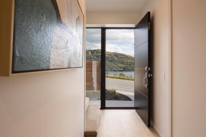 4 Bedroom Home with elevated views of Lake Wakatipu & The Remarkables - image 21