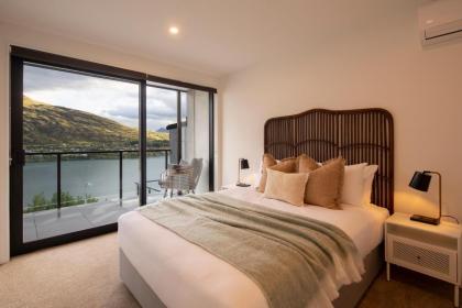 4 Bedroom Home with elevated views of Lake Wakatipu & The Remarkables - image 27