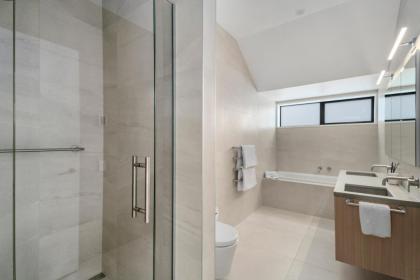 Central Queenstown Villa & Spa by Staysouth - image 26