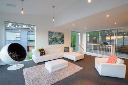 Hensman Haven - Queenstown Holiday Home - image 10