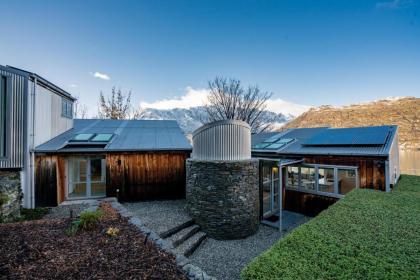 A Stunning Stay - Queenstown Holiday Home - image 21