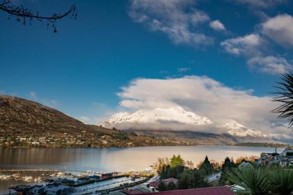 A Stunning Stay - Queenstown Holiday Home - image 23