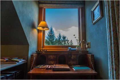 Pencarrow Boutique Lodge - image 23