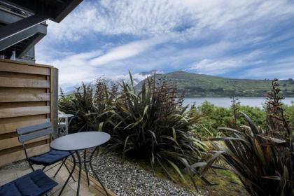 Misty Lakes - Lakefront Apartment - image 21
