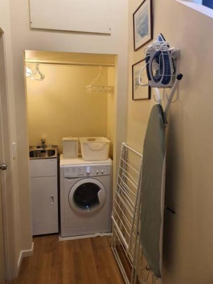 Sunrise Lane Private Apartment - image 13