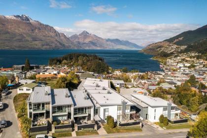 Summit View - Queenstown Central Apartment - image 23