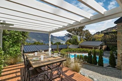 Alpine Cottage - image 22