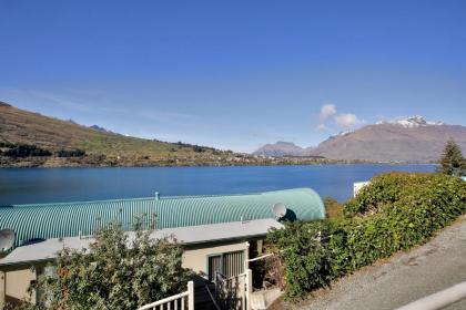 Frankton House - Queenstown Holiday Home - image 23