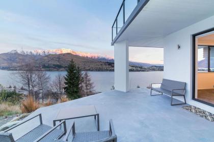 Luxury Retreat at 5 on The Hill Queenstown - image 15