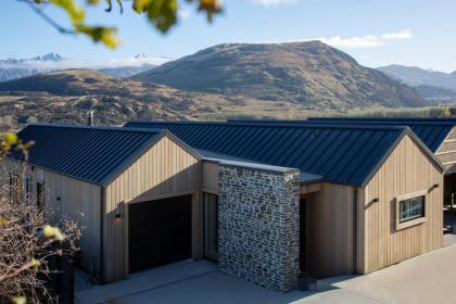 Executive Elevation - Jacks Point Holiday Home - image 22