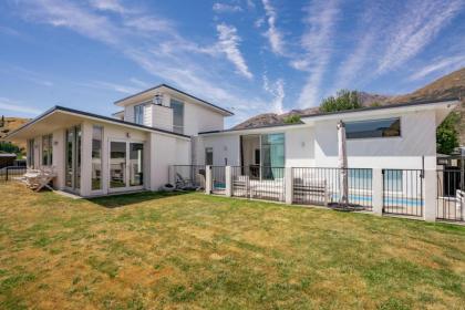 Heavenly on Hope - Lake Hayes Holiday Home - image 22