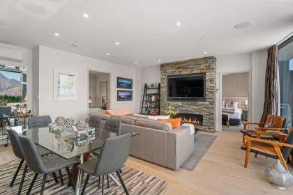 Penthouse 416 - image 22
