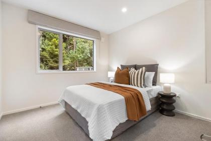 Leisurely on Lomond - Queenstown Holiday Home - image 18