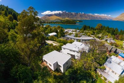 Leisurely on Lomond - Queenstown Holiday Home - image 27
