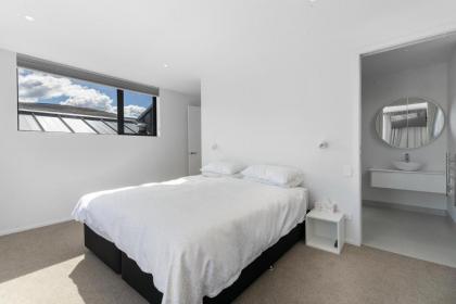 Red Deer Rise - image 29