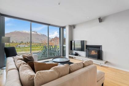 Alpine Vista Retreat - image 23