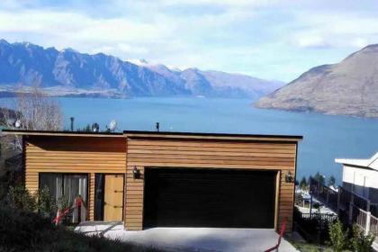 DH-Sagittarius luxury lake views spa house - image 21