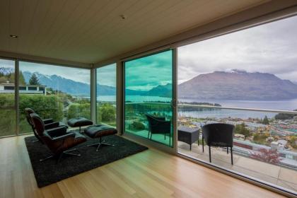 Panorama on the Terrace Outstanding lake views - image 22