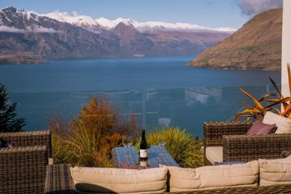 Vanda Heights - image 29