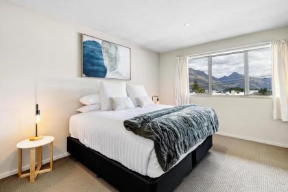 Vailmont Villa Central Queenstown - image 21