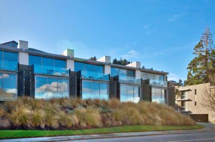 Pure Retreat Lake View - image 23