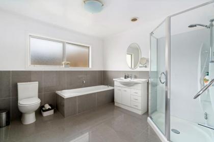 At home on Atley - image 21