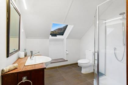 At home on Atley - image 23